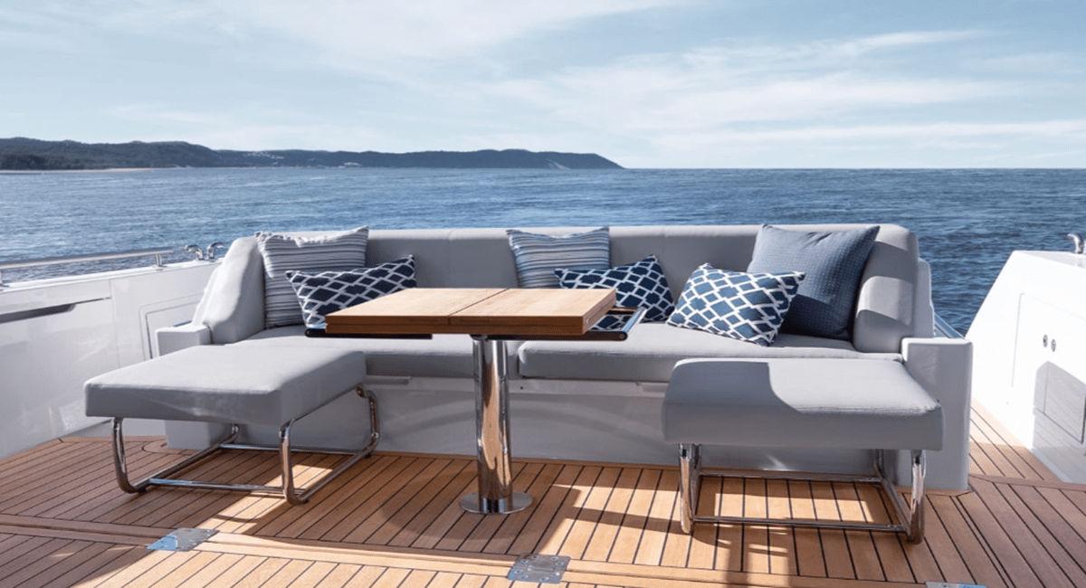 Maritimo M60